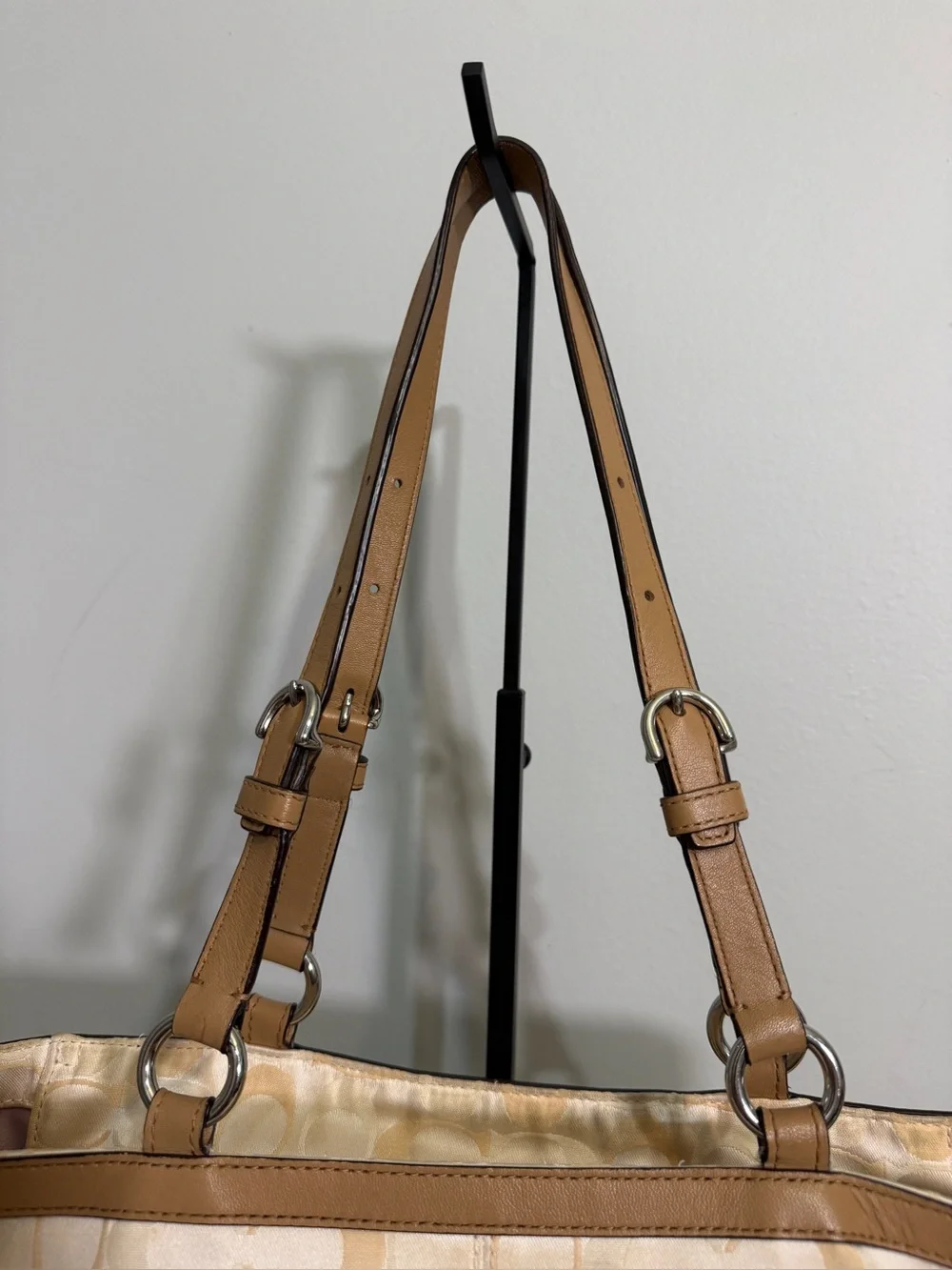 Coach gallery east
